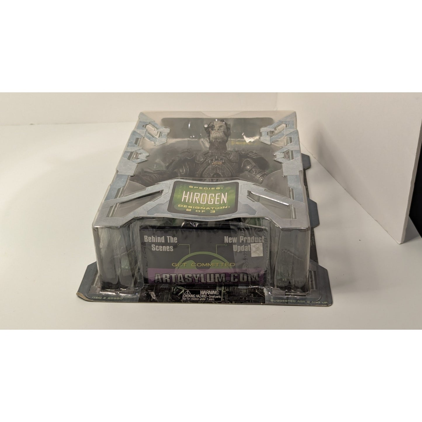 Sealed 2002 Art Asylum Star Trek Borg Assimilation 2 of 3 Hirogen Species