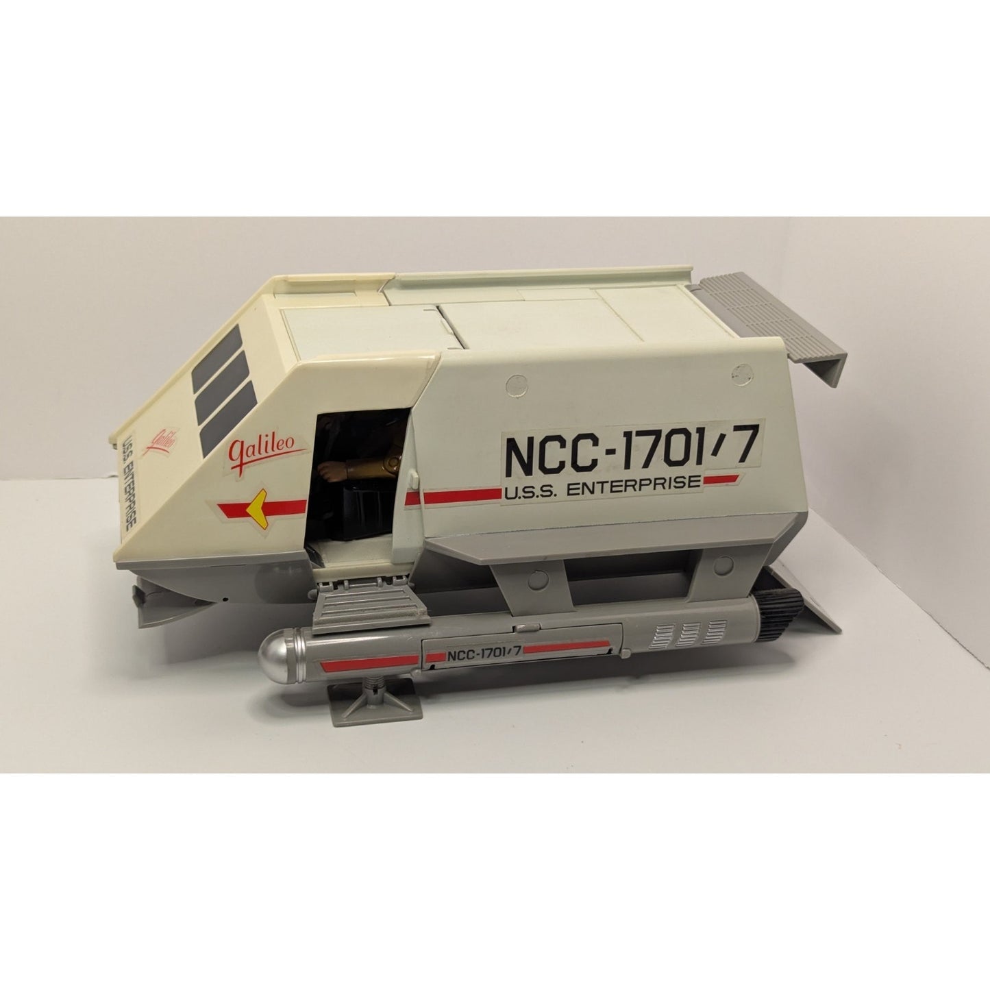 Vintage 1996 Classic Star Trek Galileo Shuttlecraft w/Captain Kirk Figure w/Box