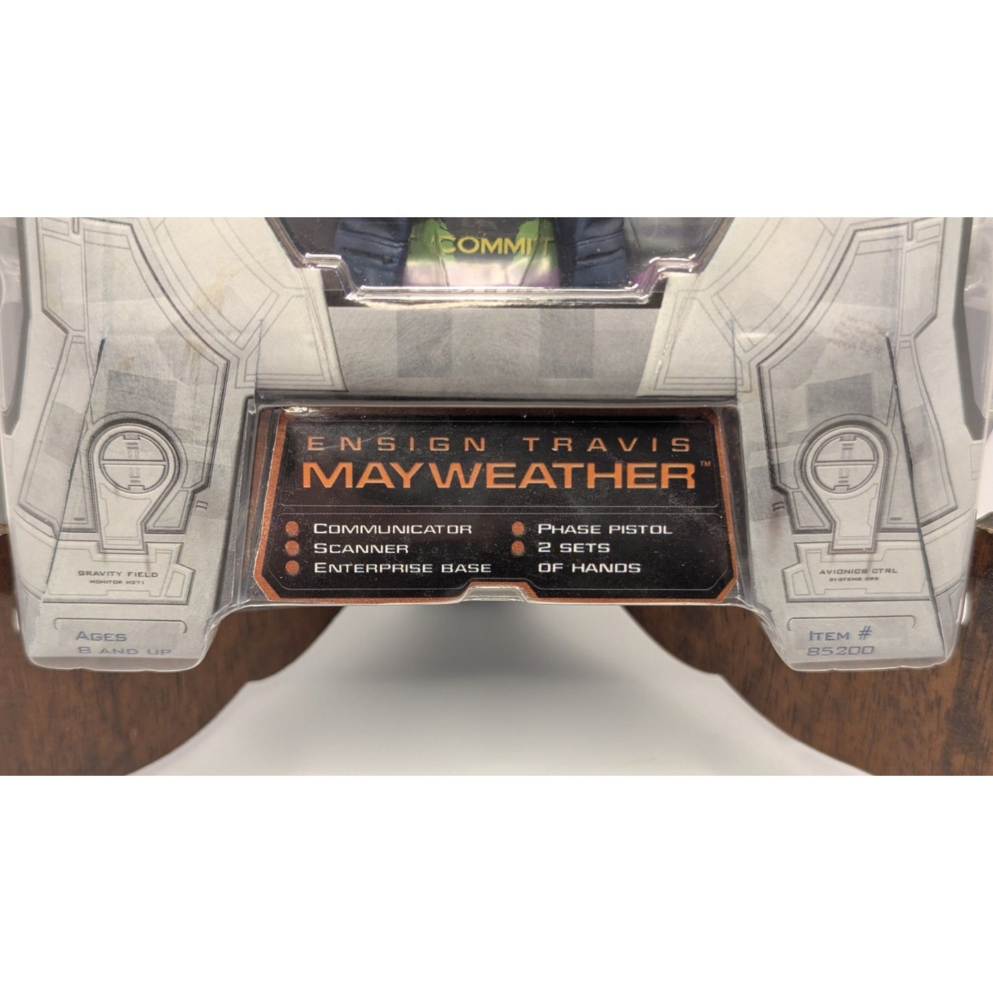 Star Trek Enterprise Broken Bow Ensign TRAVIS MAYWEATHER Figure Art Asylum 2002