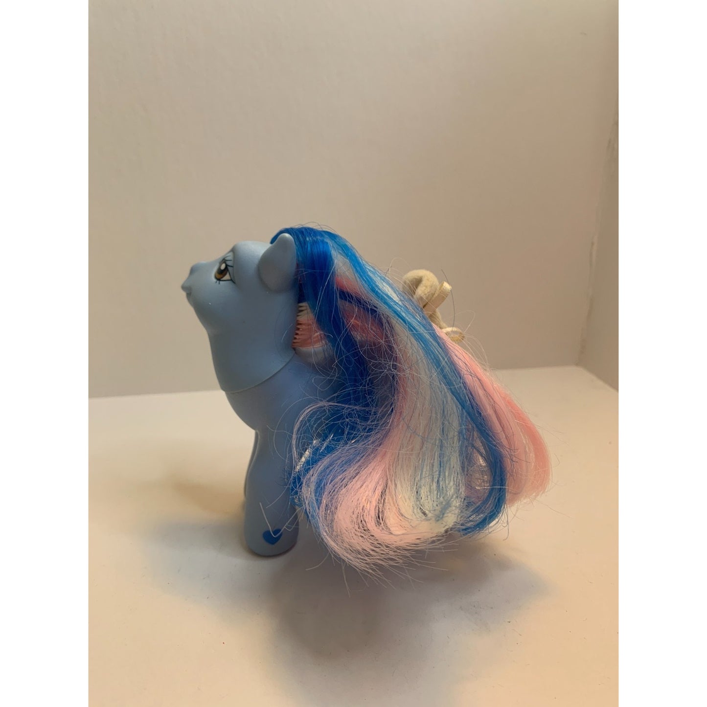 2003 My Little Pony Target Winter Exclusive Marshmallow Cocoa Bow G3