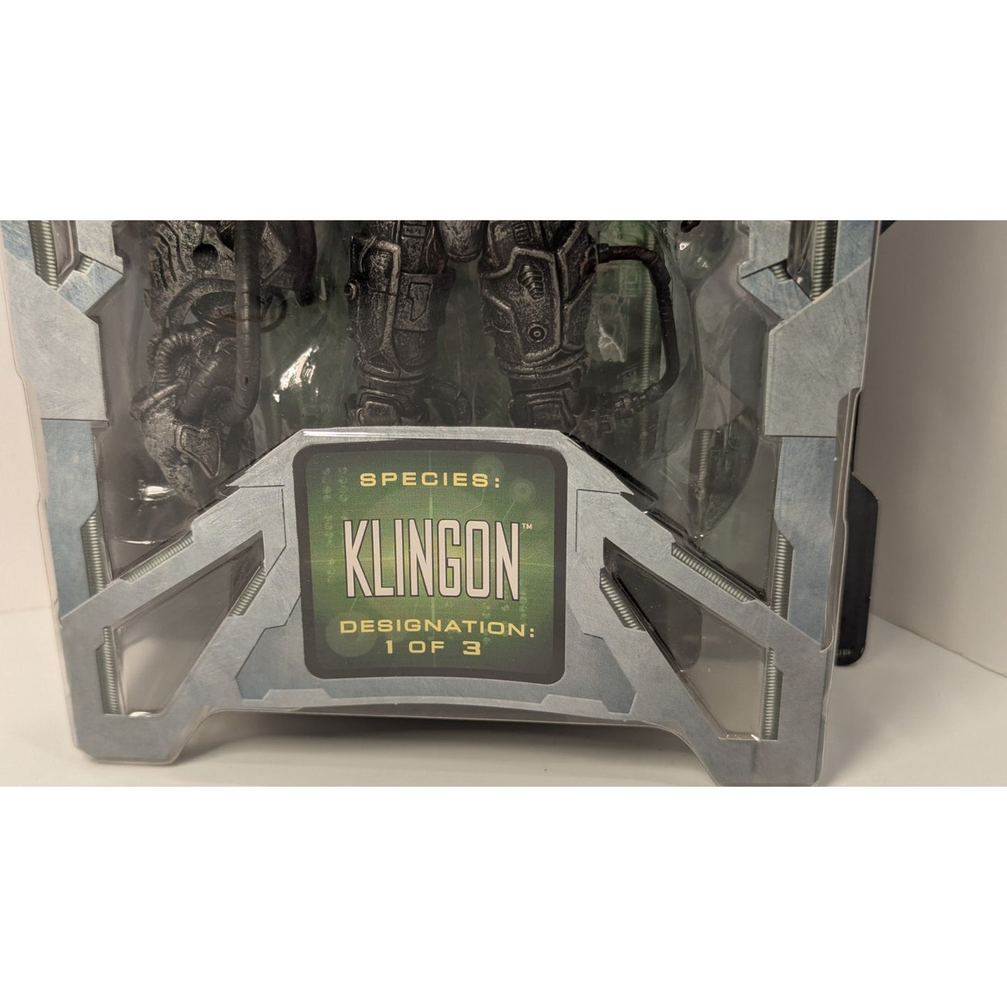 Star Trek Borg Assimilation KLINGON Figure 1 of 3 Art Asylum 2002