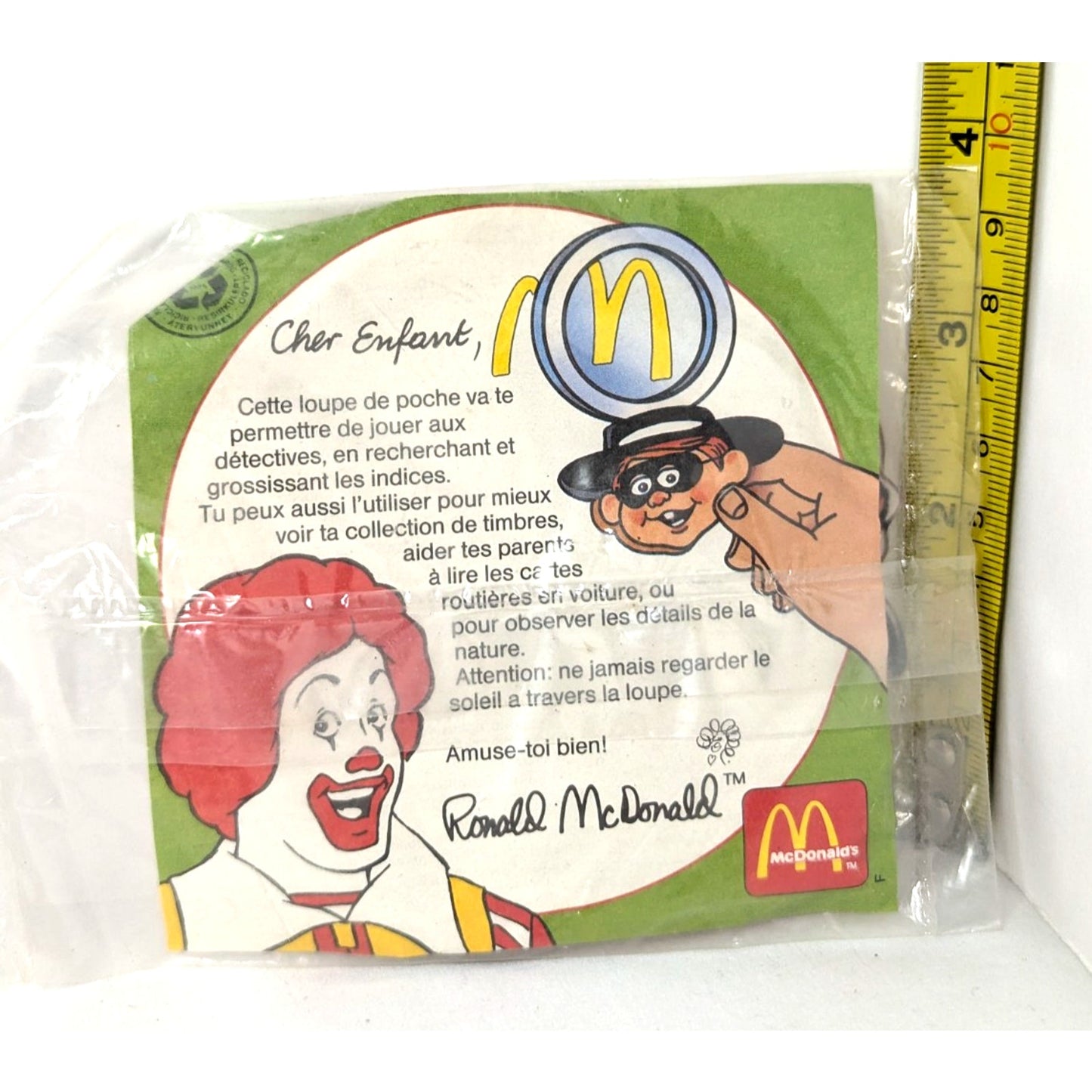 1992 Vintage International McDonald’s Hamburglar Plastic Magnifying Glass Toy
