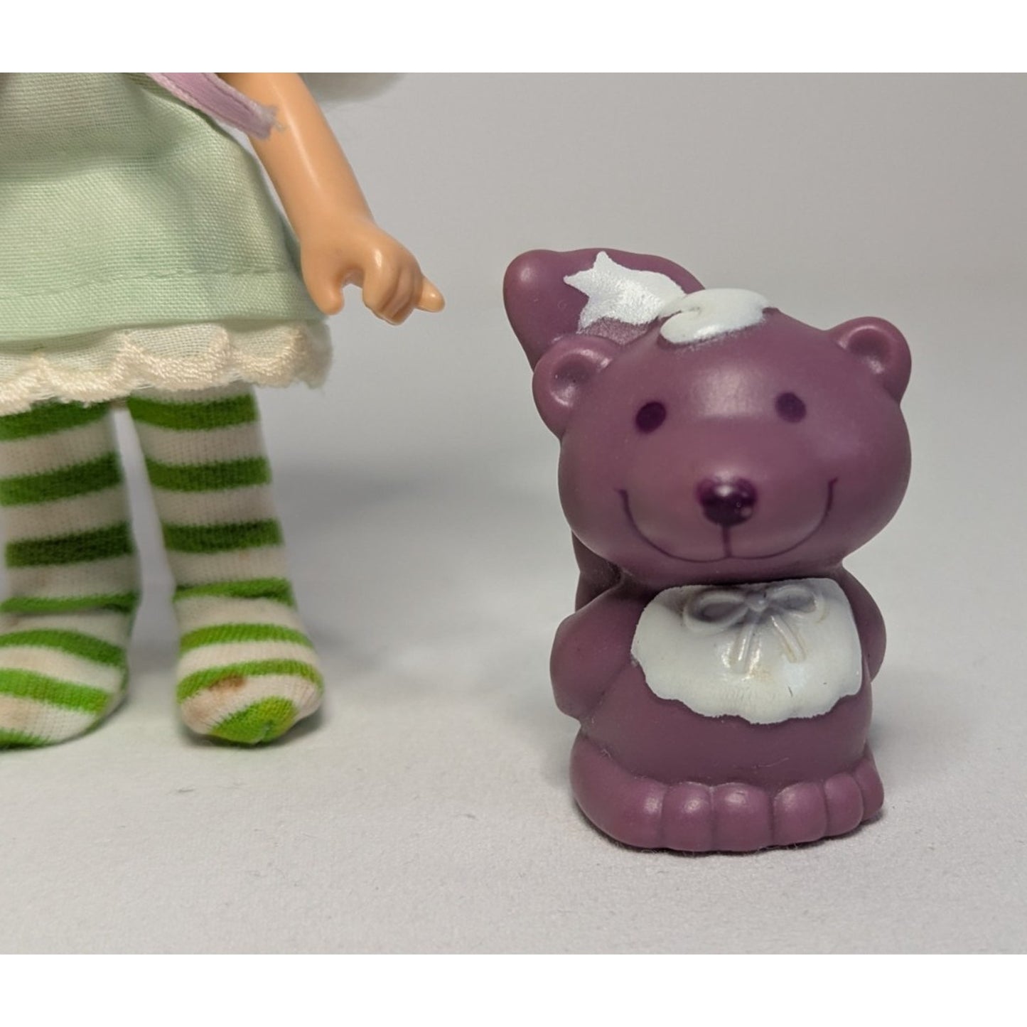 Vintage 1983 Strawberry Shortcake Angel Cake w/ Pet Soufflé Skunk Kenner
