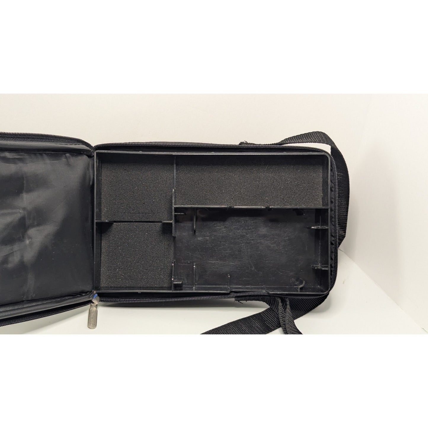 Official Game Boy Advance Carrying Case With Shoulder Strap Black & Blue