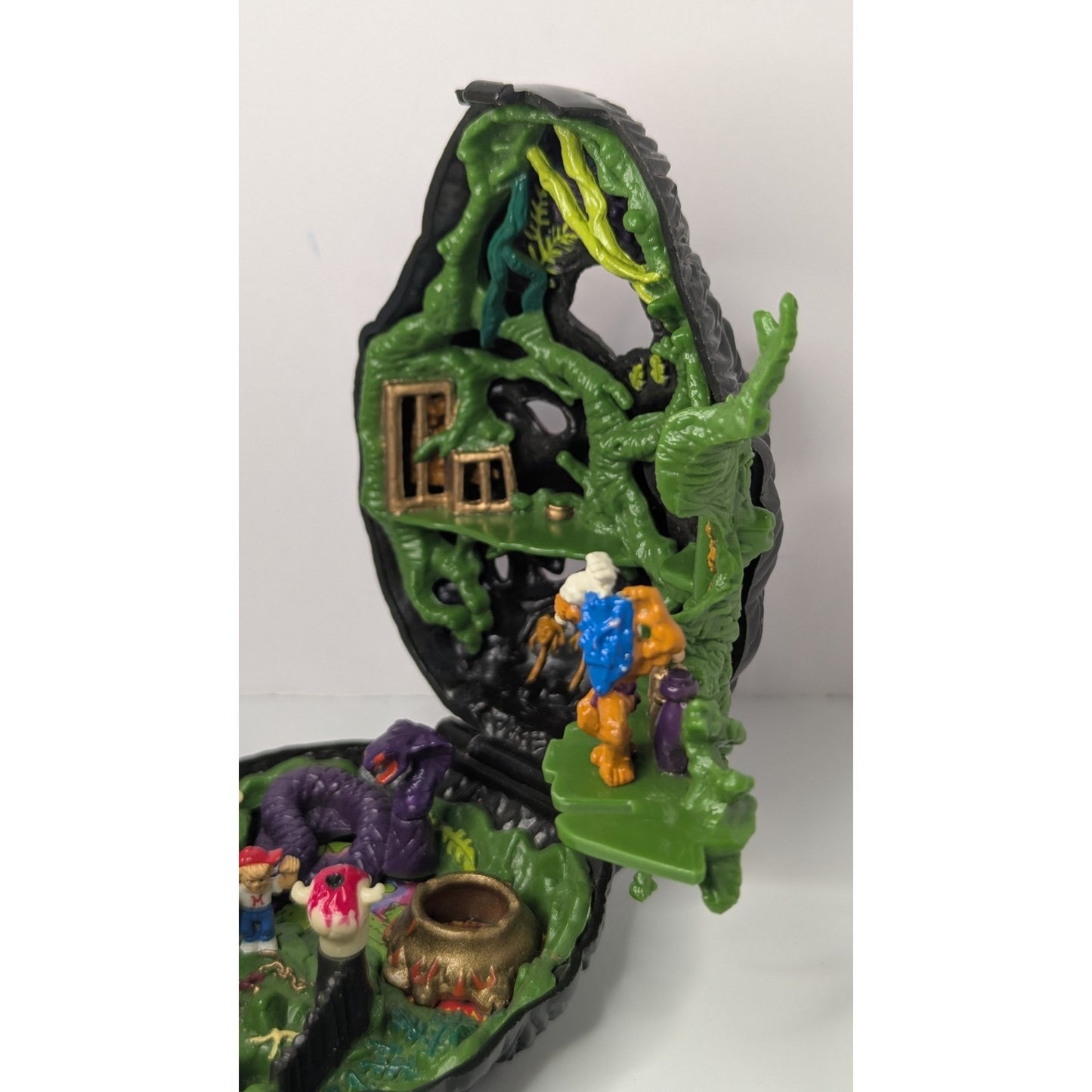 Mighty Max Tangles with the Ape King Doom Zone COMPLETE Bluebird Toys 1993