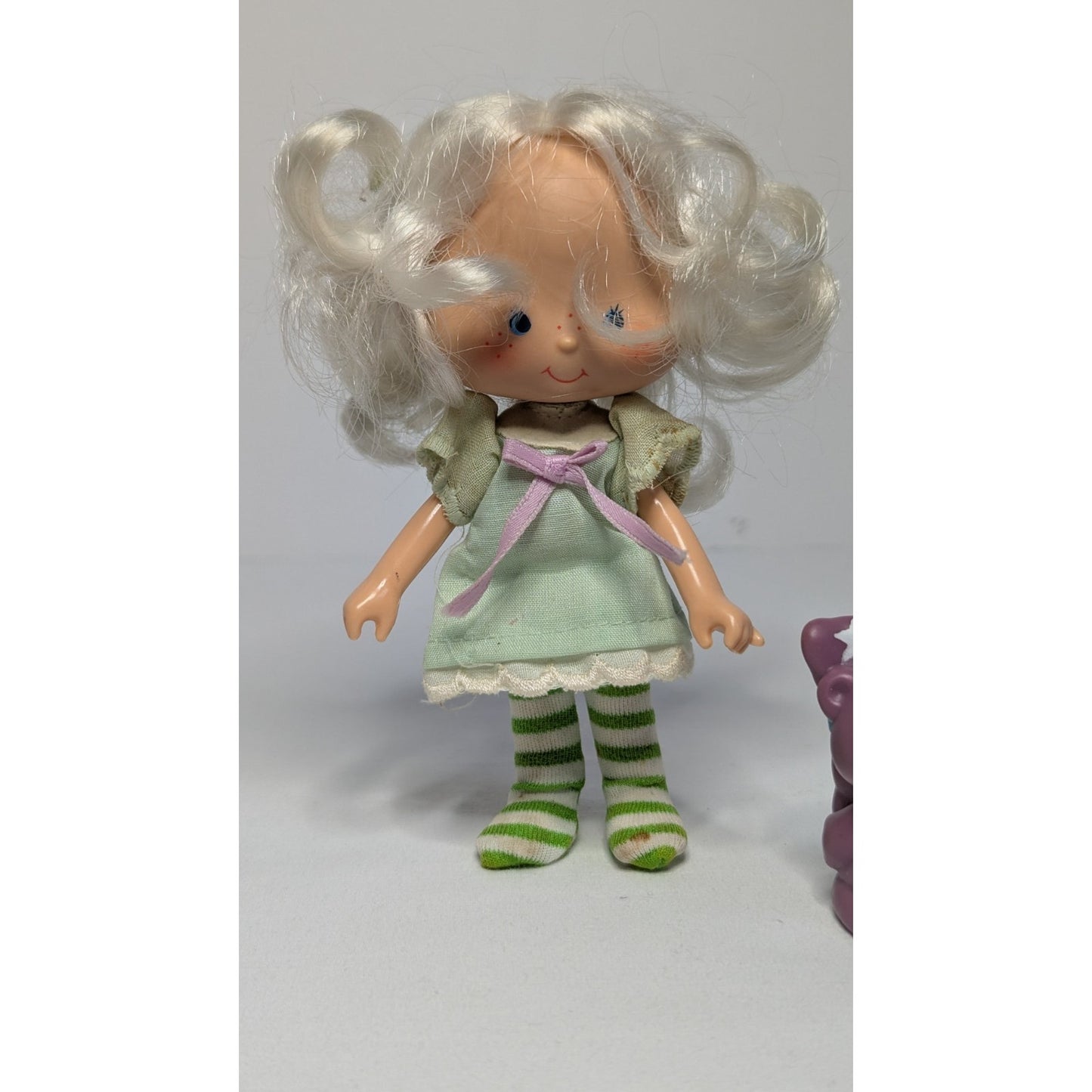 Vintage 1983 Strawberry Shortcake Angel Cake w/ Pet Soufflé Skunk Kenner