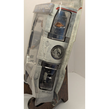 Star Trek Enterprise Broken Bow Ensign TRAVIS MAYWEATHER Figure Art Asylum 2002