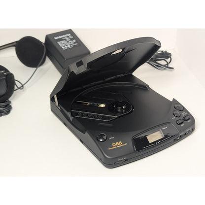 1996 Magnavox AZ-6832CS Portable CD Player With AC Adaptor/Headphones Works Great!