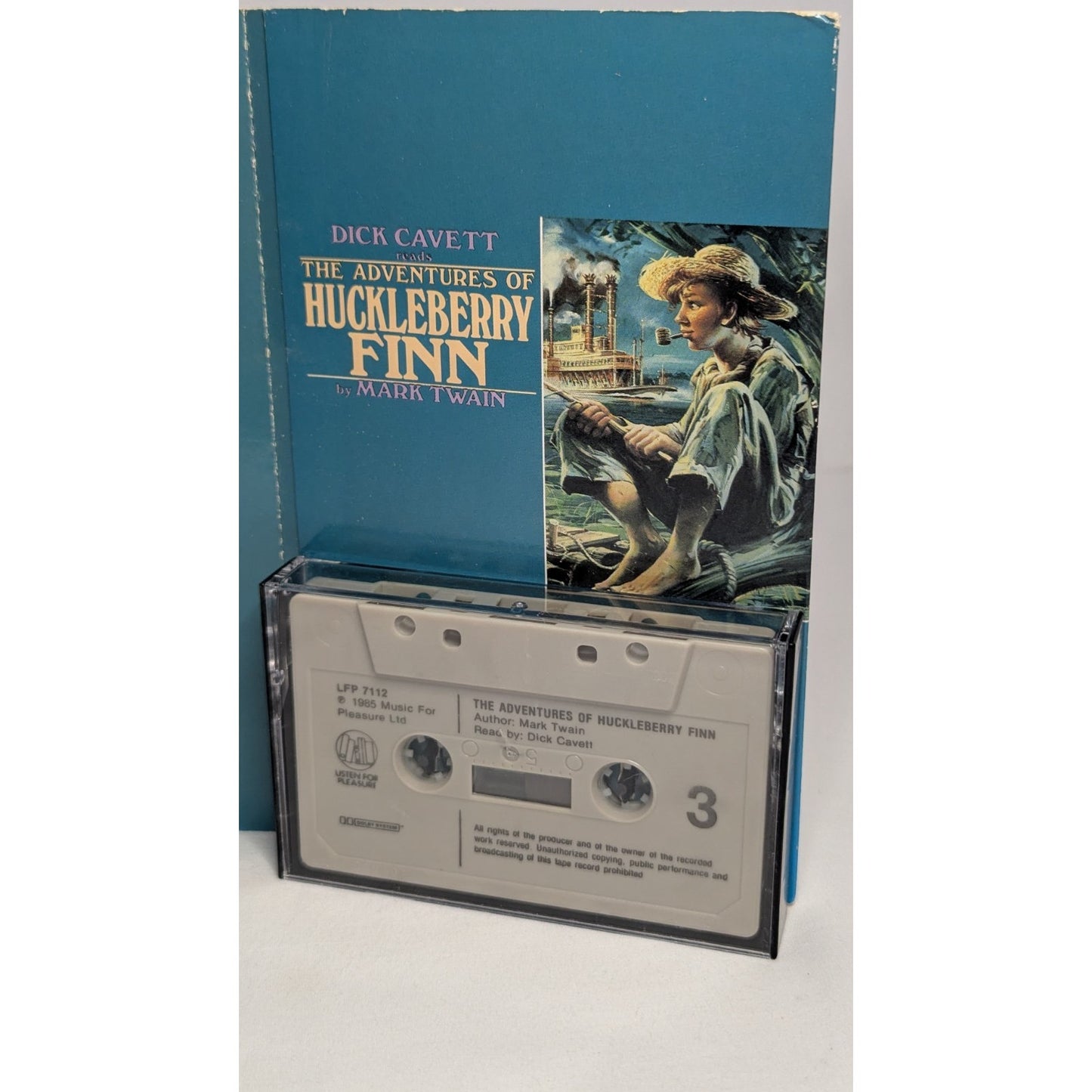 Adventures of Huckleberry Finn Mark Twain Audio Cassettes Read By Dick Cavett