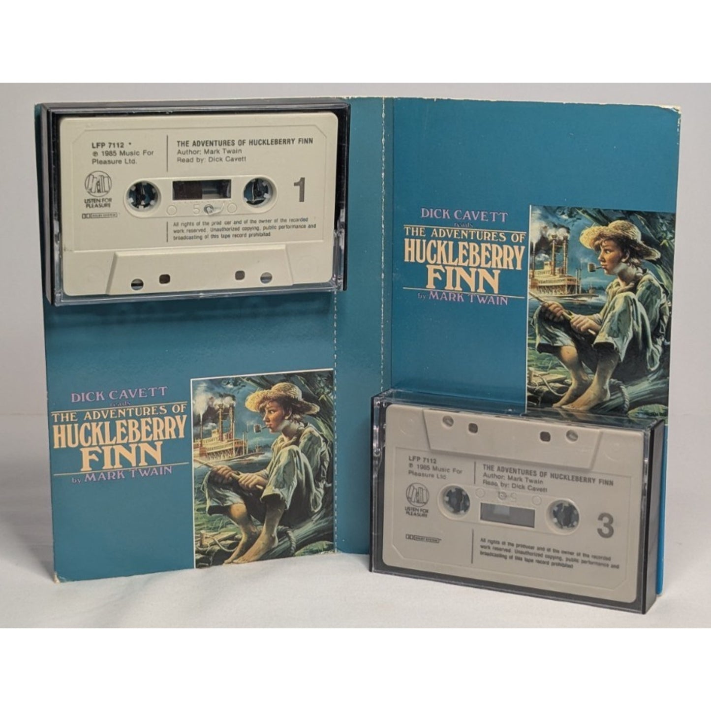 Adventures of Huckleberry Finn Mark Twain Audio Cassettes Read By Dick Cavett