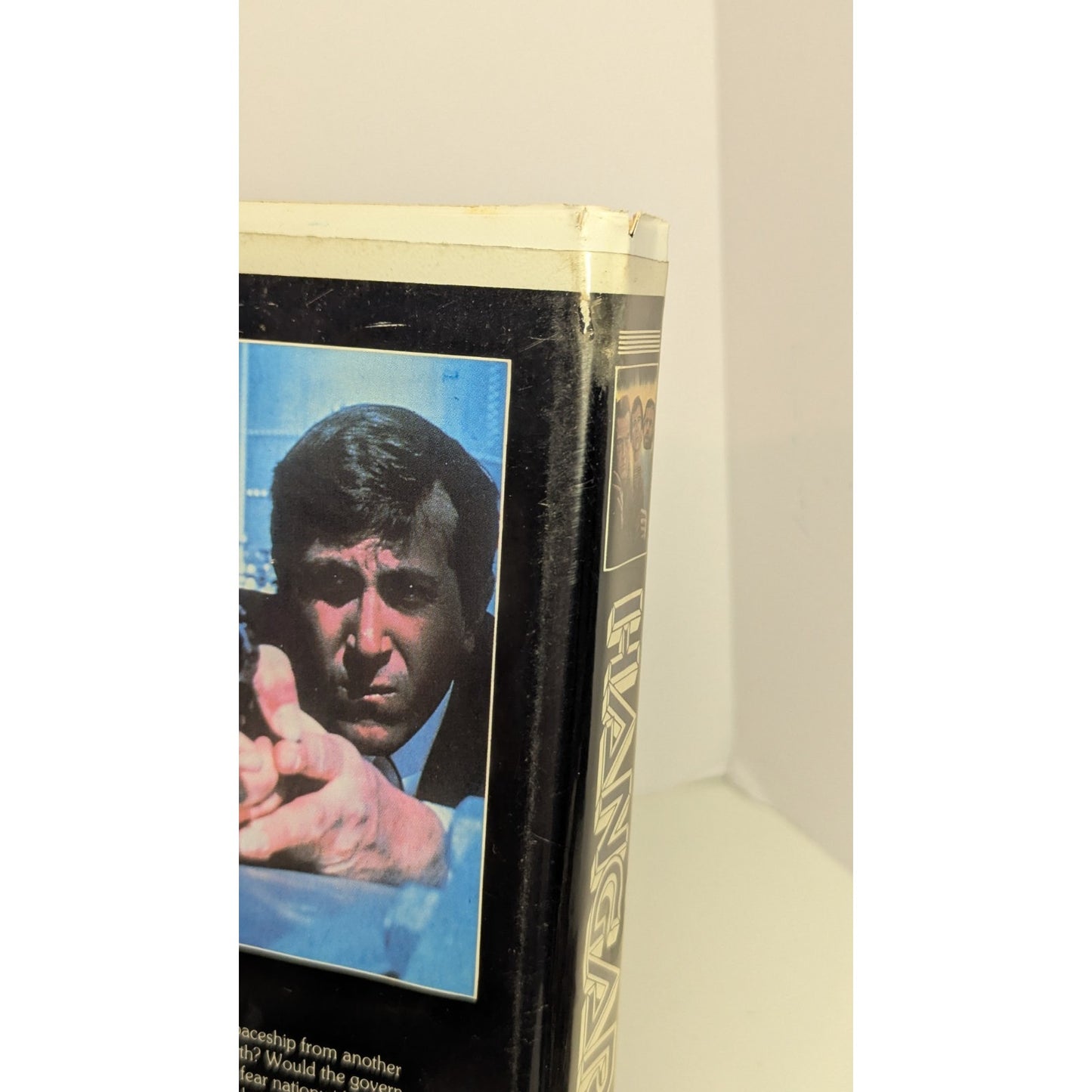 Hangar 18 VHS 1980 Worldvision Obscure Sci-Fi Thriller Movie OG Press Rare OOP