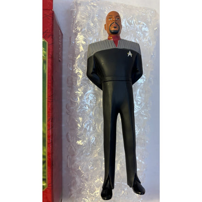 2001 Hallmark Capt Benjamin Sisko Star Trek Deep Space Nine Christmas Ornament