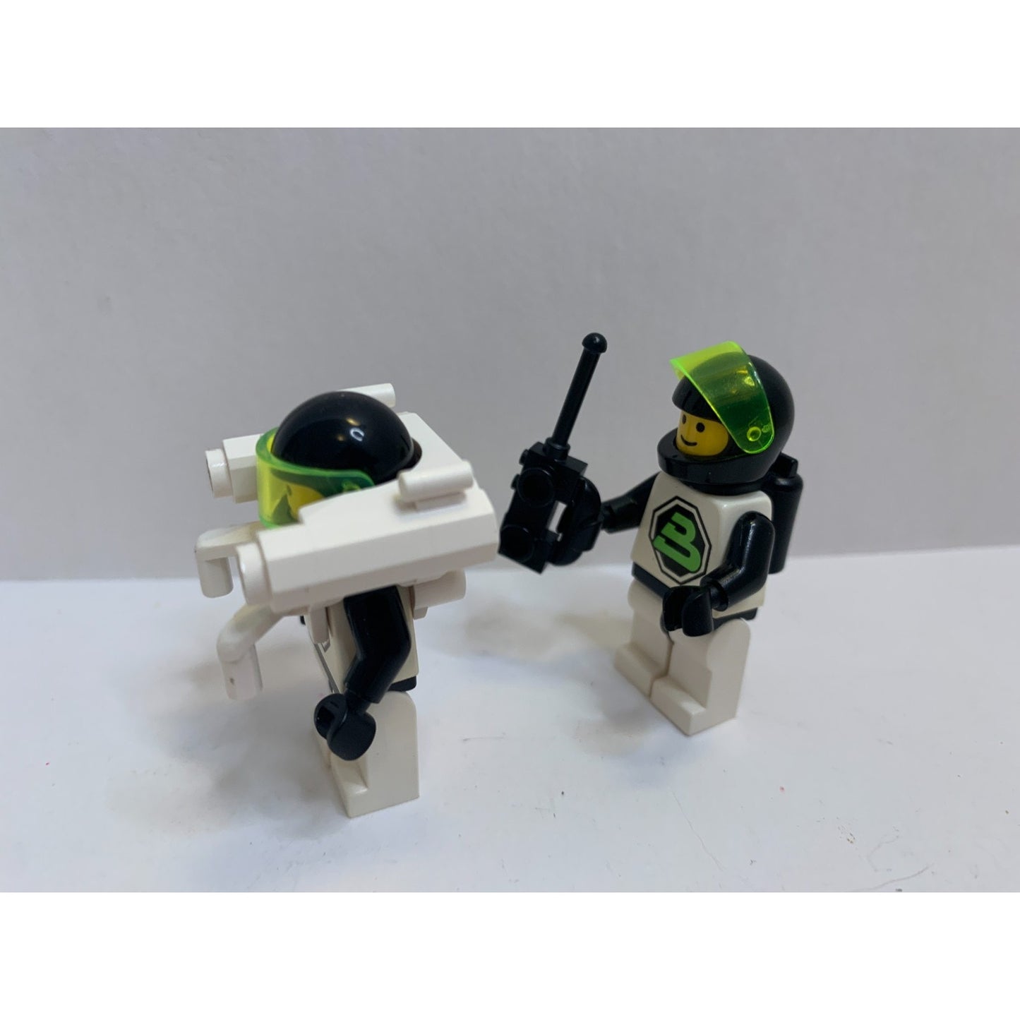 Lot of 2 Vintage 1990s LEGO Space Blacktron II Jetpack Minifigures sp002 sp055