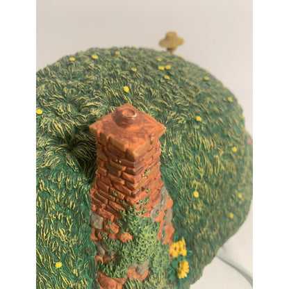 2001 Dept 56 Lord of the Rings Bag End Light Up Hobbit House Only Small Repair