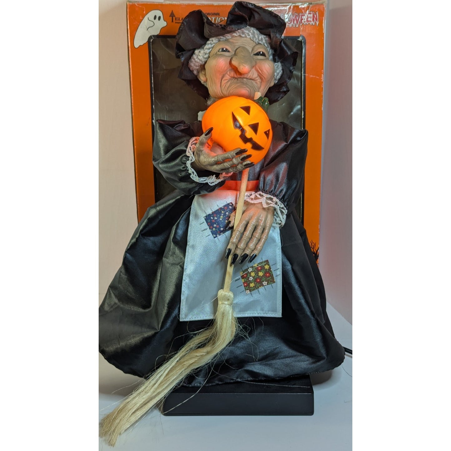 Vintage 1992 Telco Motion-ettes of Halloween Animated 24 in Witch w/Broom