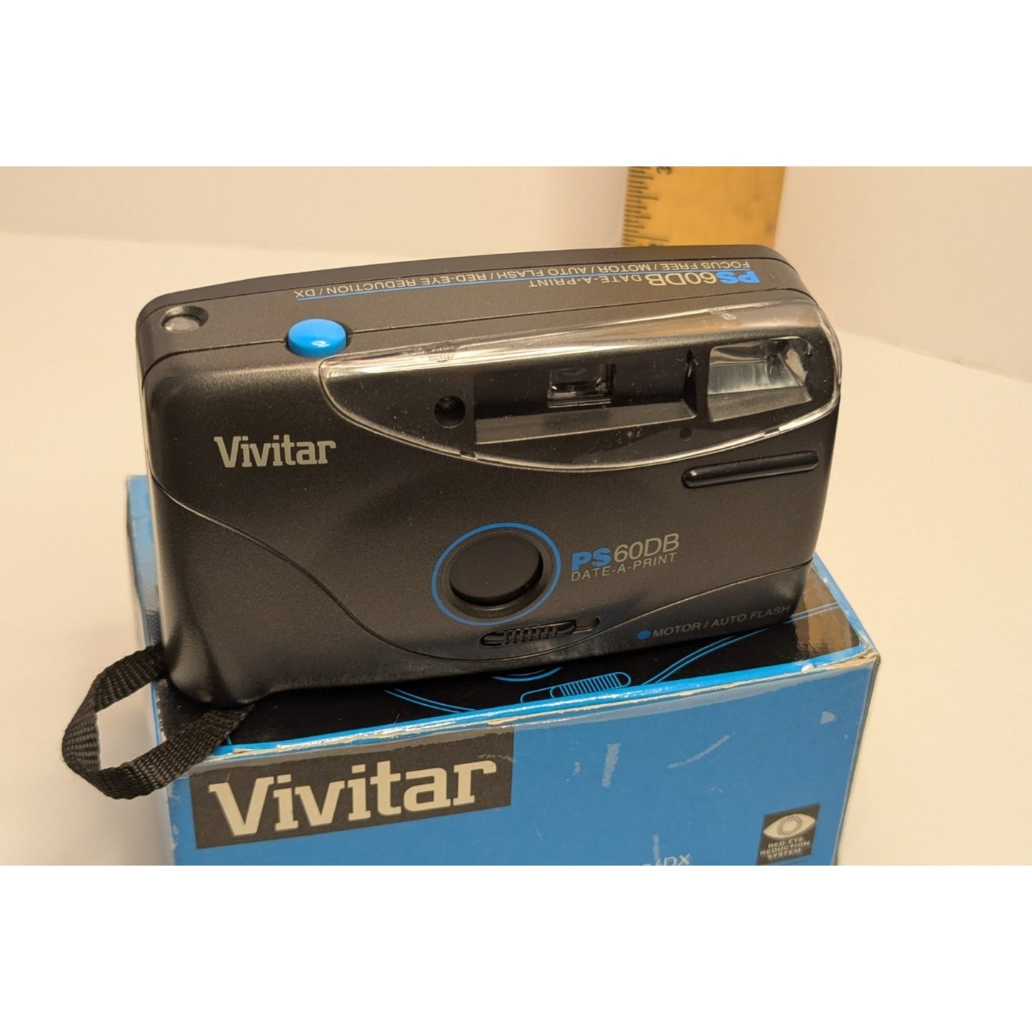 Vivitar PS60DB 35mm Point&Shoot camera Focus-Free Tested New Batteries