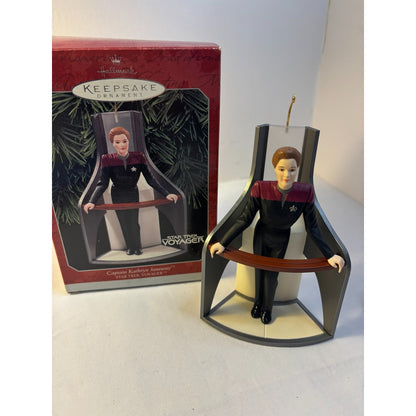 Hallmark Star Trek Voyager Captain Kathryn Janeway Keepsake Ornament 1998 New