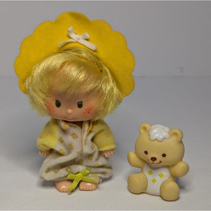 Vintage 1982 Strawberry Shortcake Butter Cookie & Jelly Bear Doll Hong Kong
