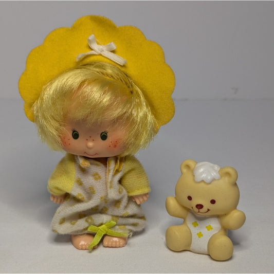 Vintage 1982 Strawberry Shortcake Butter Cookie & Jelly Bear Doll Hong Kong