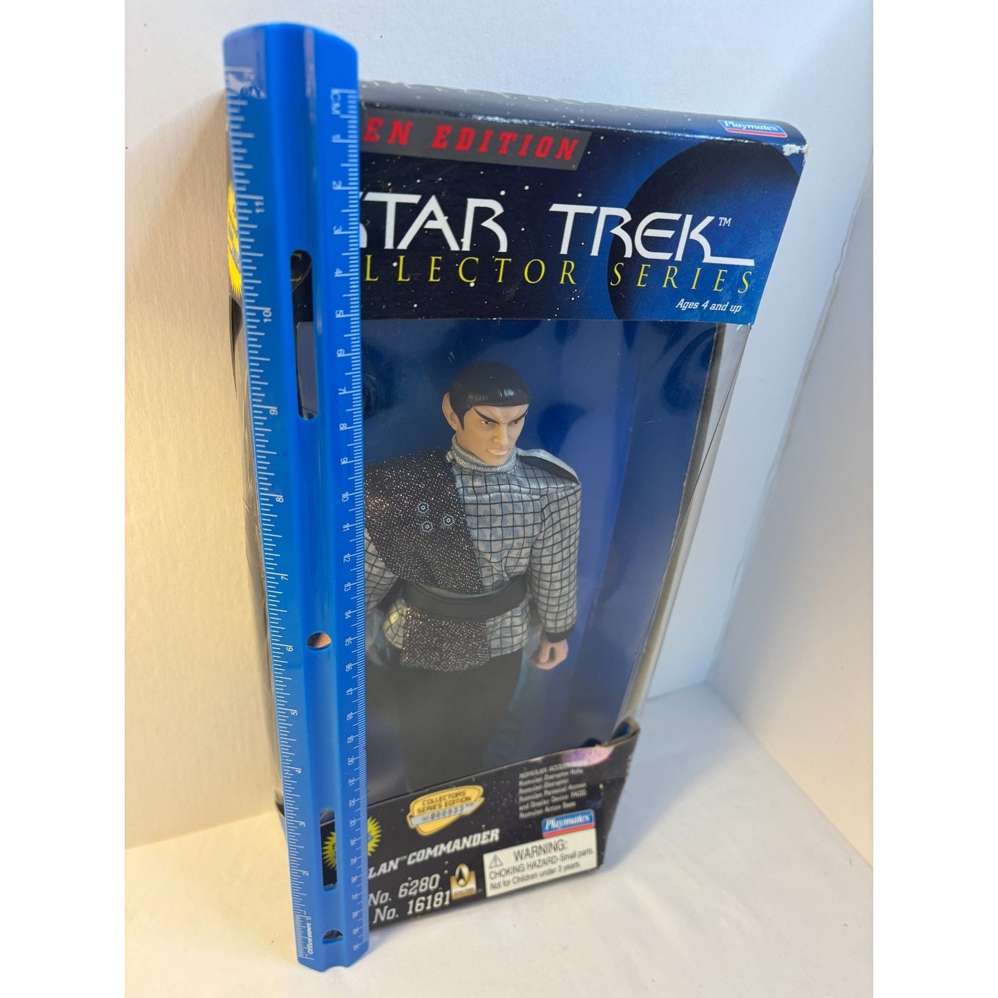 1996 Playmates Star Trek ROMULAN COMMANDER Alien Edition 9" Figure Sealed