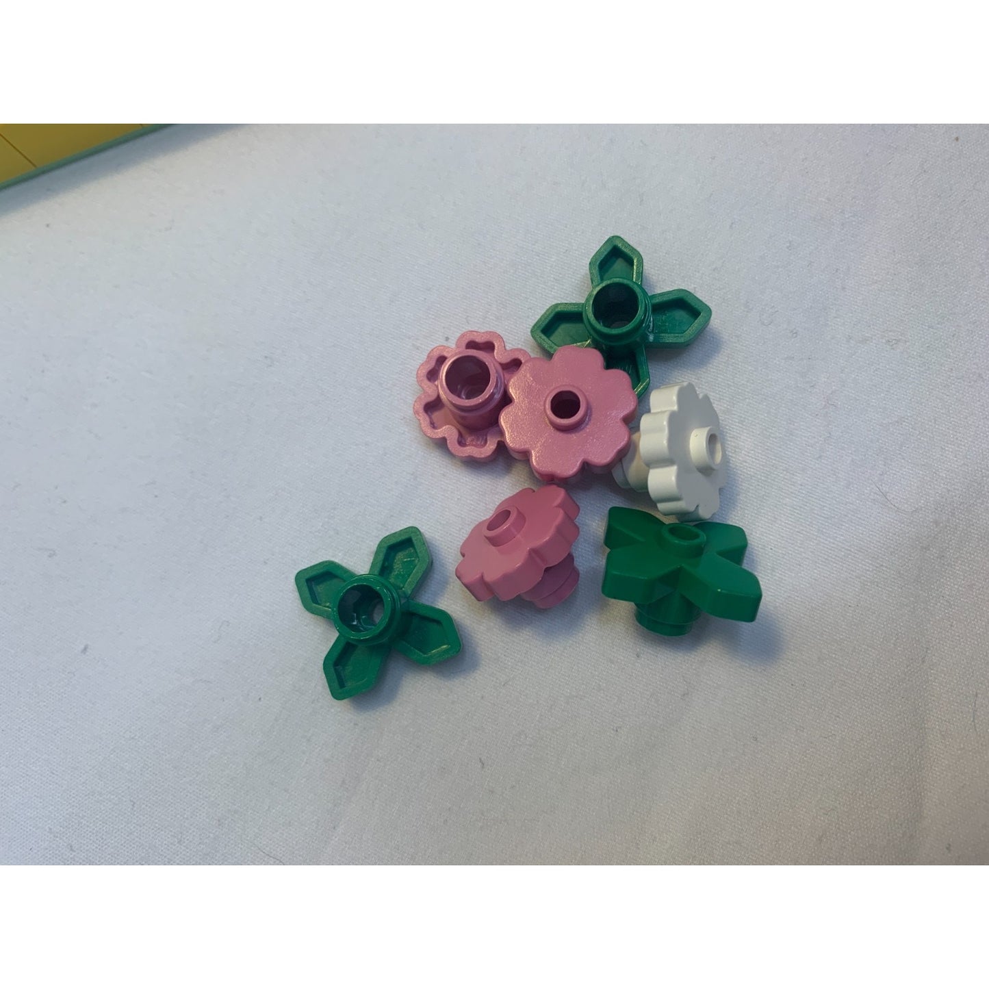 Vintage 1994 LEGO SYSTEM 345 Pink Building Set Basic For Her Incomplete