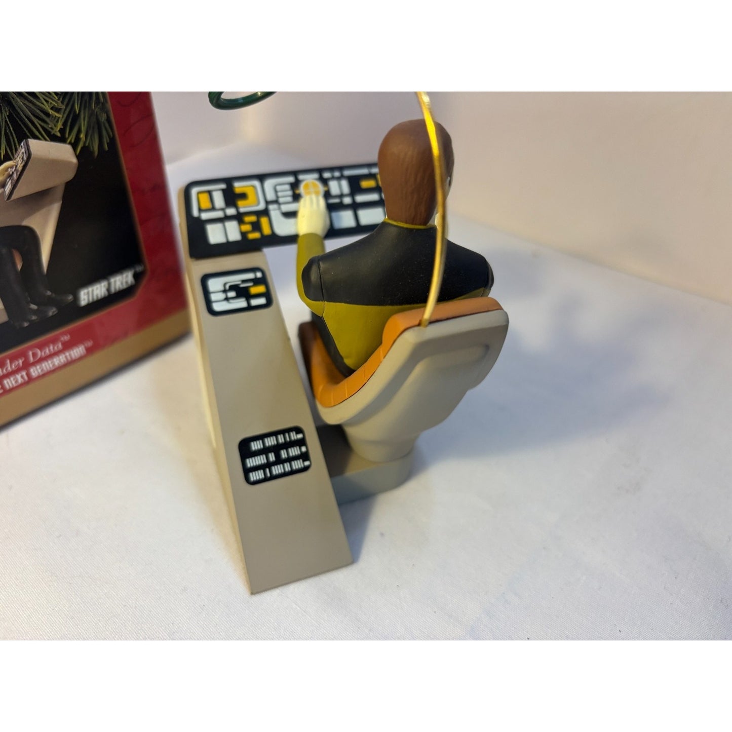1997 HALLMARK KEEPSAKE Ornament STAR TREK THE NEXT GENERATION COMMANDER DATA