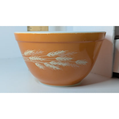 Vintage Pyrex Autumn Harvest Wheat Orange Mixing Bowl 750ML Ovenware #401