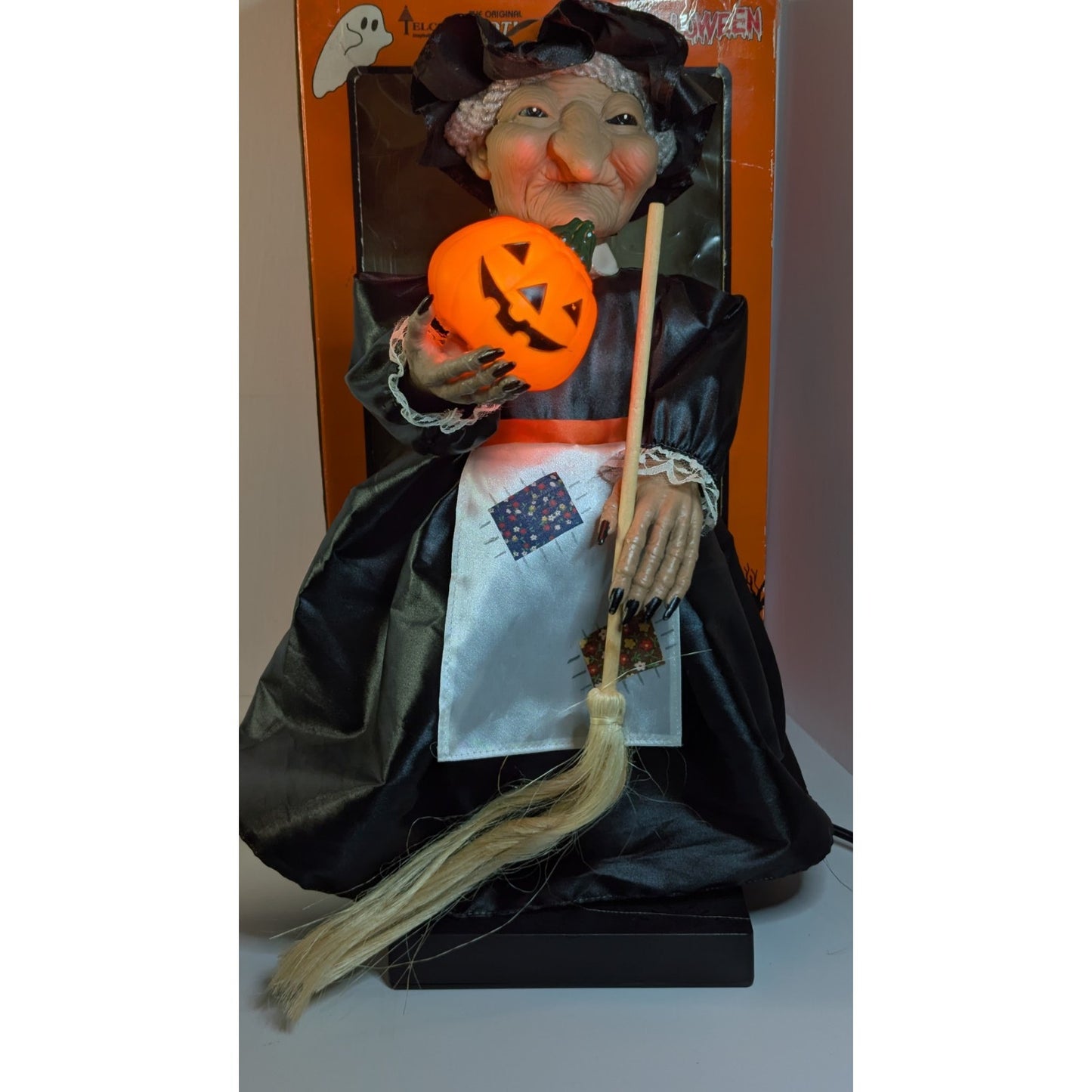Vintage 1992 Telco Motion-ettes of Halloween Animated 24 in Witch w/Broom
