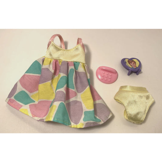 Vintage 1992 Barbie Dream Wear Pink Yellow Fashion Outfit 861 Phone Picture Set