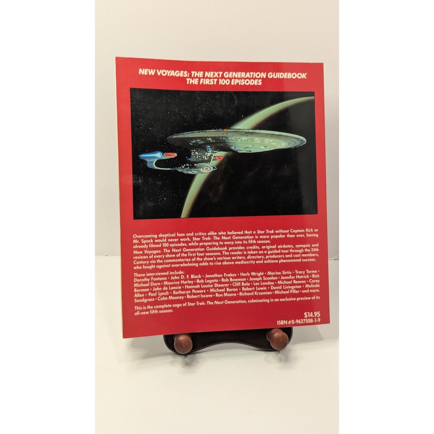 New Voyages The Next Generation Guidebook Covers First 100 Episodes First Print