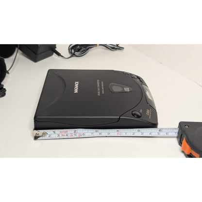 1996 Magnavox AZ-6832CS Portable CD Player With AC Adaptor/Headphones Works Great!