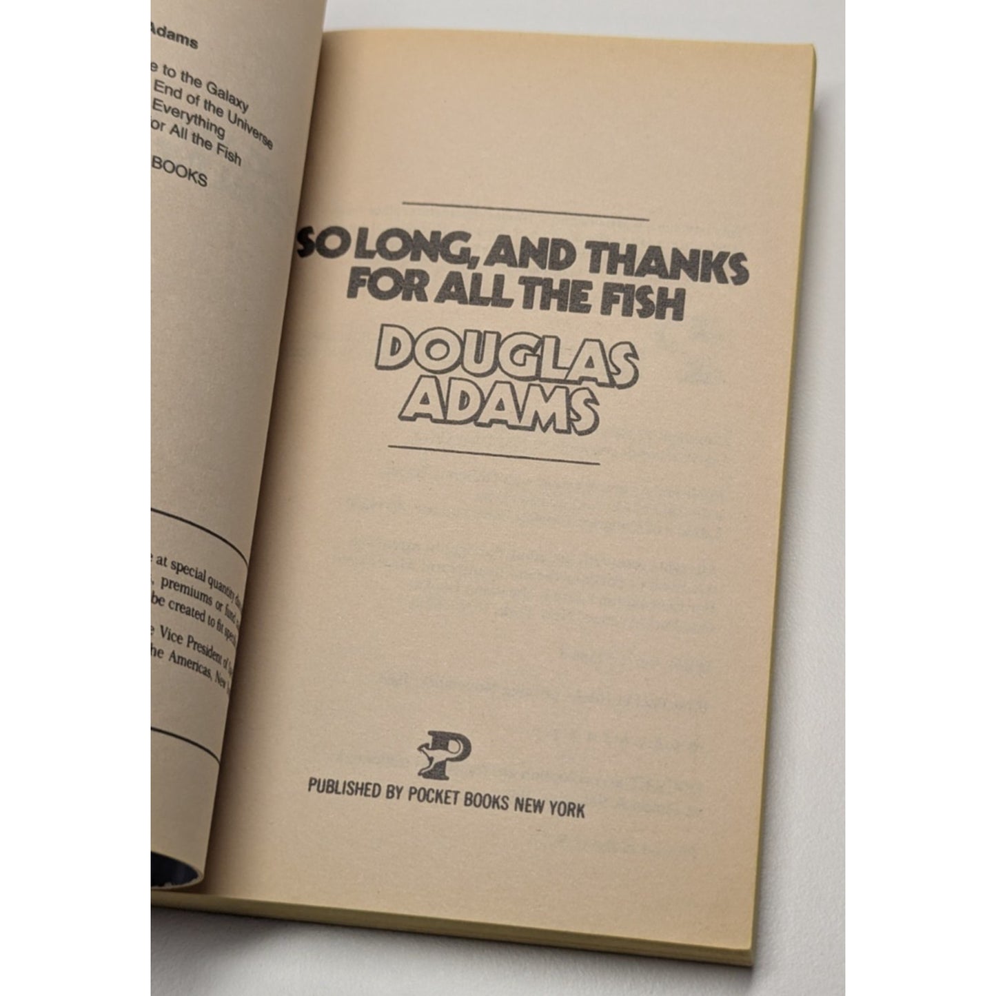 Vintage 1985 So Long/Restaurant at the end Hitchhikers Guide Adams 1st Pocket Books