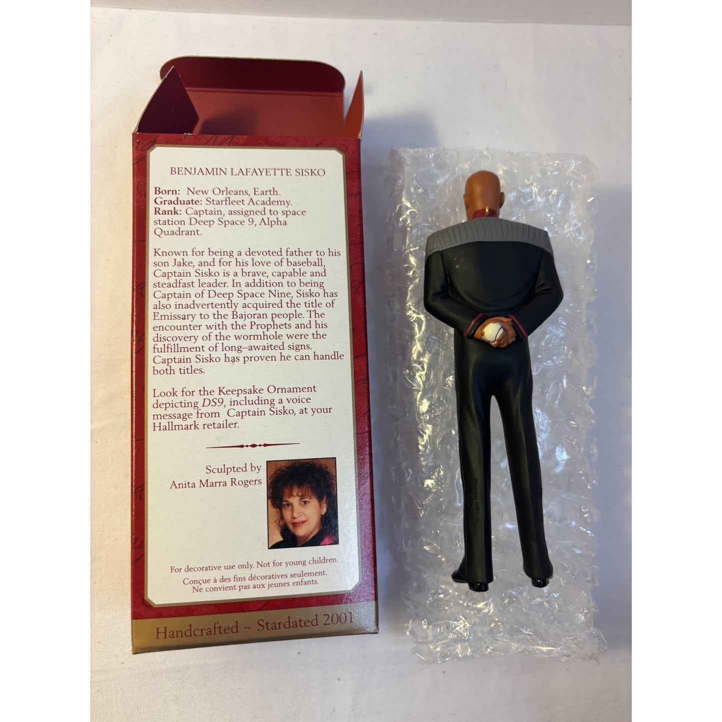 2001 Hallmark Capt Benjamin Sisko Star Trek Deep Space Nine Christmas Ornament