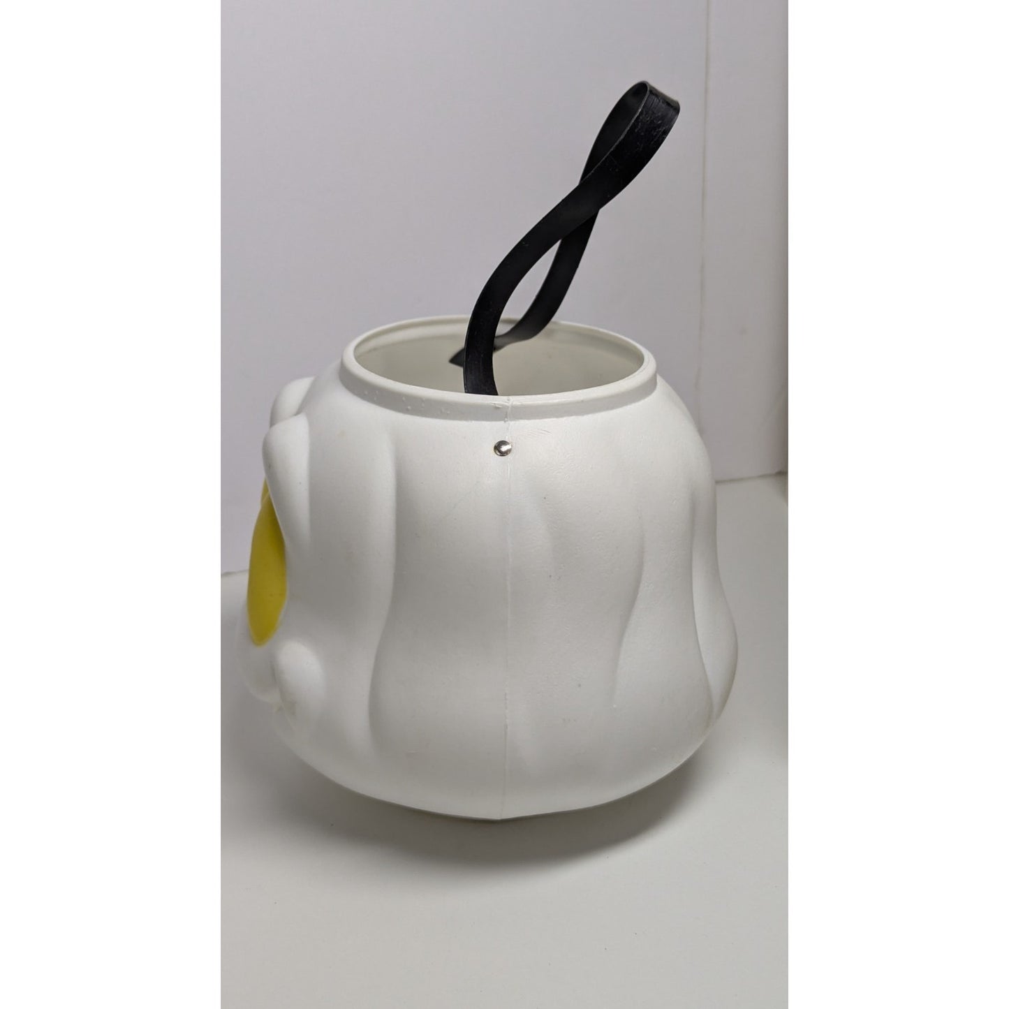 Vtg 7" Halloween Blow Mold Candy Bucket Trick & Treat Casper Ghost Yellow Eyes