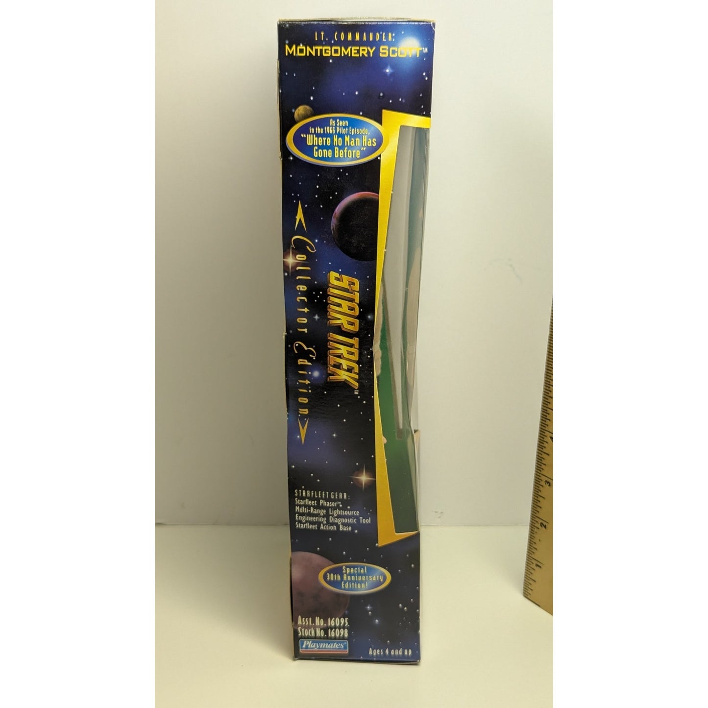 1996 Playmates Star Trek Collector Edition Montgomery Scott 9" Action Figure NIB