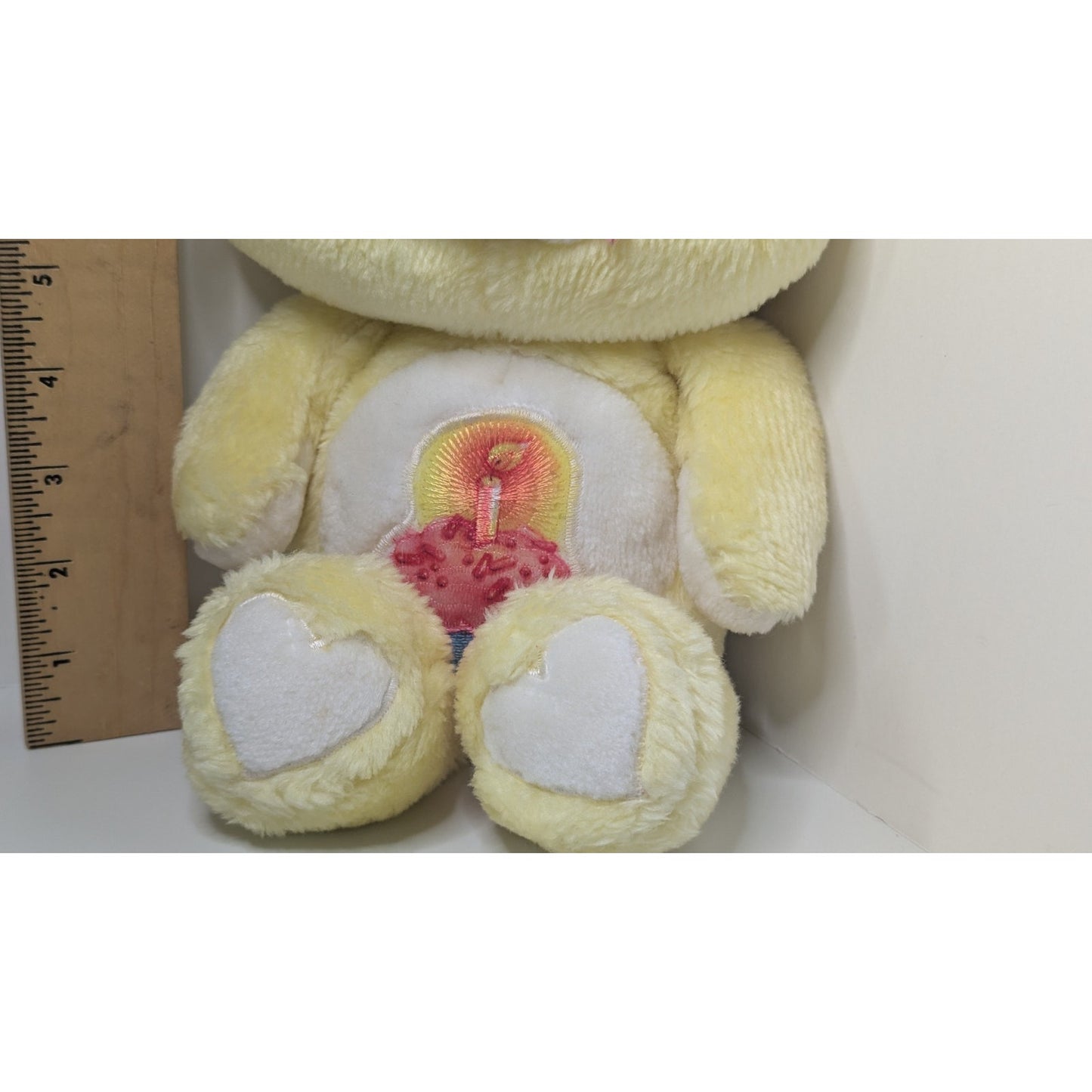 Vtg 1983 Kenner Care Bear Birthday Bear Plush Cupcake Belly Badge Yellow