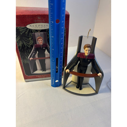 Hallmark Star Trek Voyager Captain Kathryn Janeway Keepsake Ornament 1998 Open