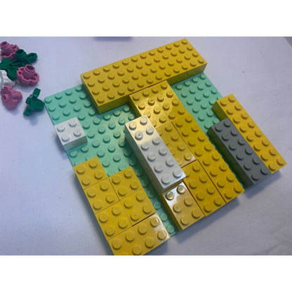 Vintage 1994 LEGO SYSTEM 345 Pink Building Set Basic For Her Incomplete