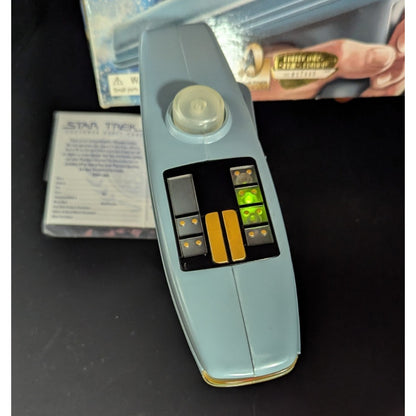 Star Trek Classic Movie Series Starfleet Phaser (1996, Playmates, #16081)