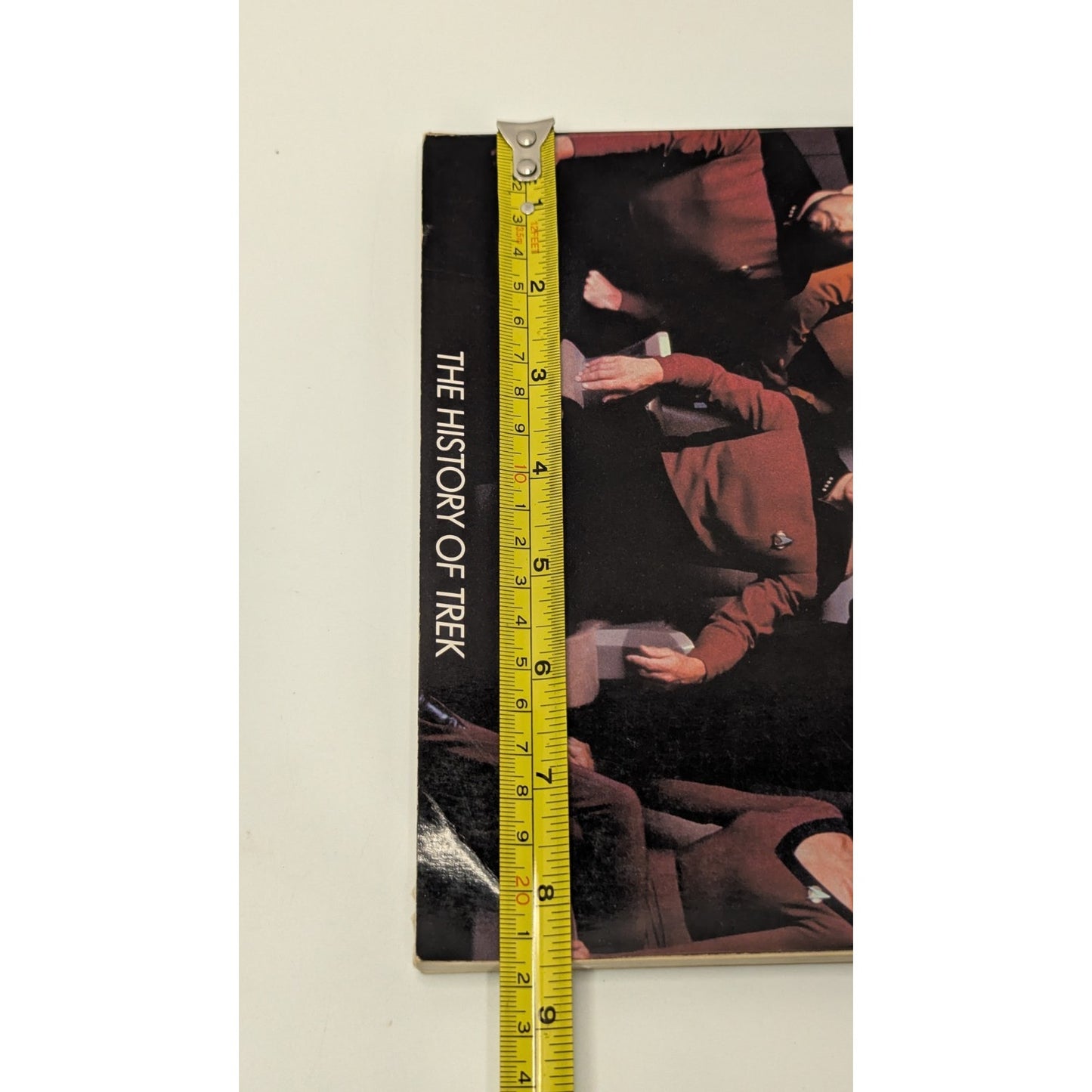 New Voyages The Next Generation Guidebook Covers First 100 Episodes First Print