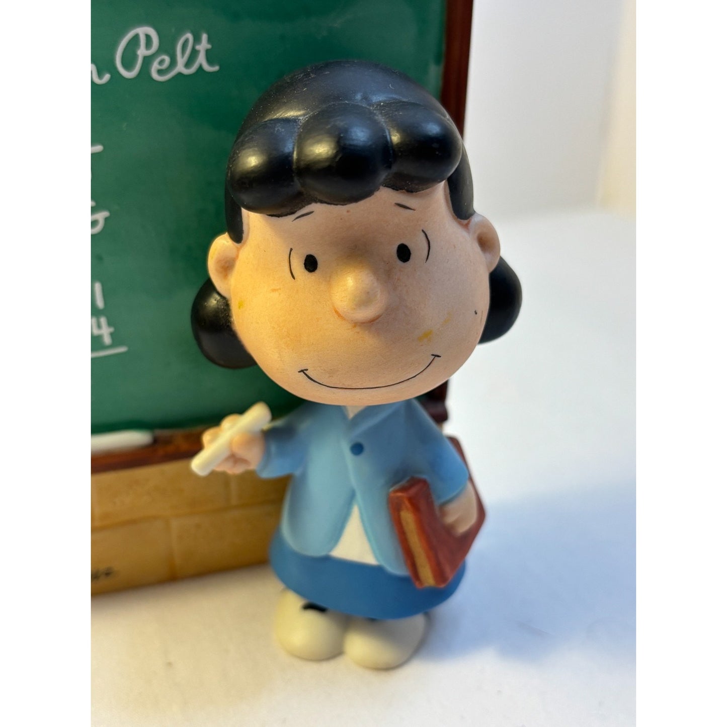Hallmark Peanuts Gallery Lucy Ceramic Teacher Figure 1st Ed 5655 Ms Van Pelt