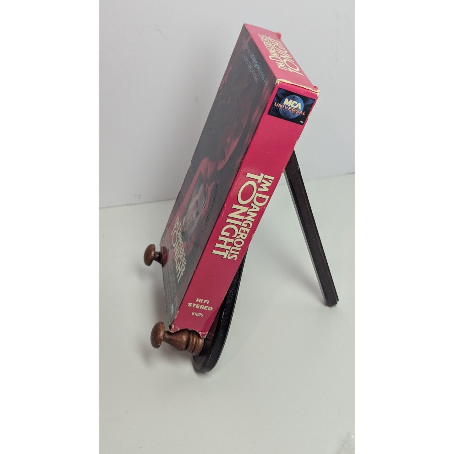 I’m Dangerous Tonight VHS Used Thriller Erotic Neo Noir Tobe Hooper Rental