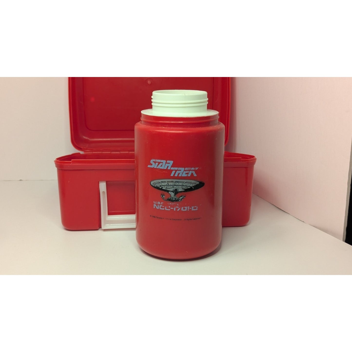 Vintage 1989 Thermos Star Trek The Next Generation Red Plastic Lunch Box