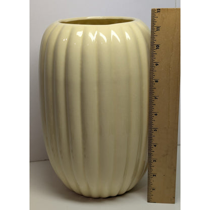 Haeger 11.25" Cream Ribbed Vase # 8434 Mid Century Modern USA Stamped