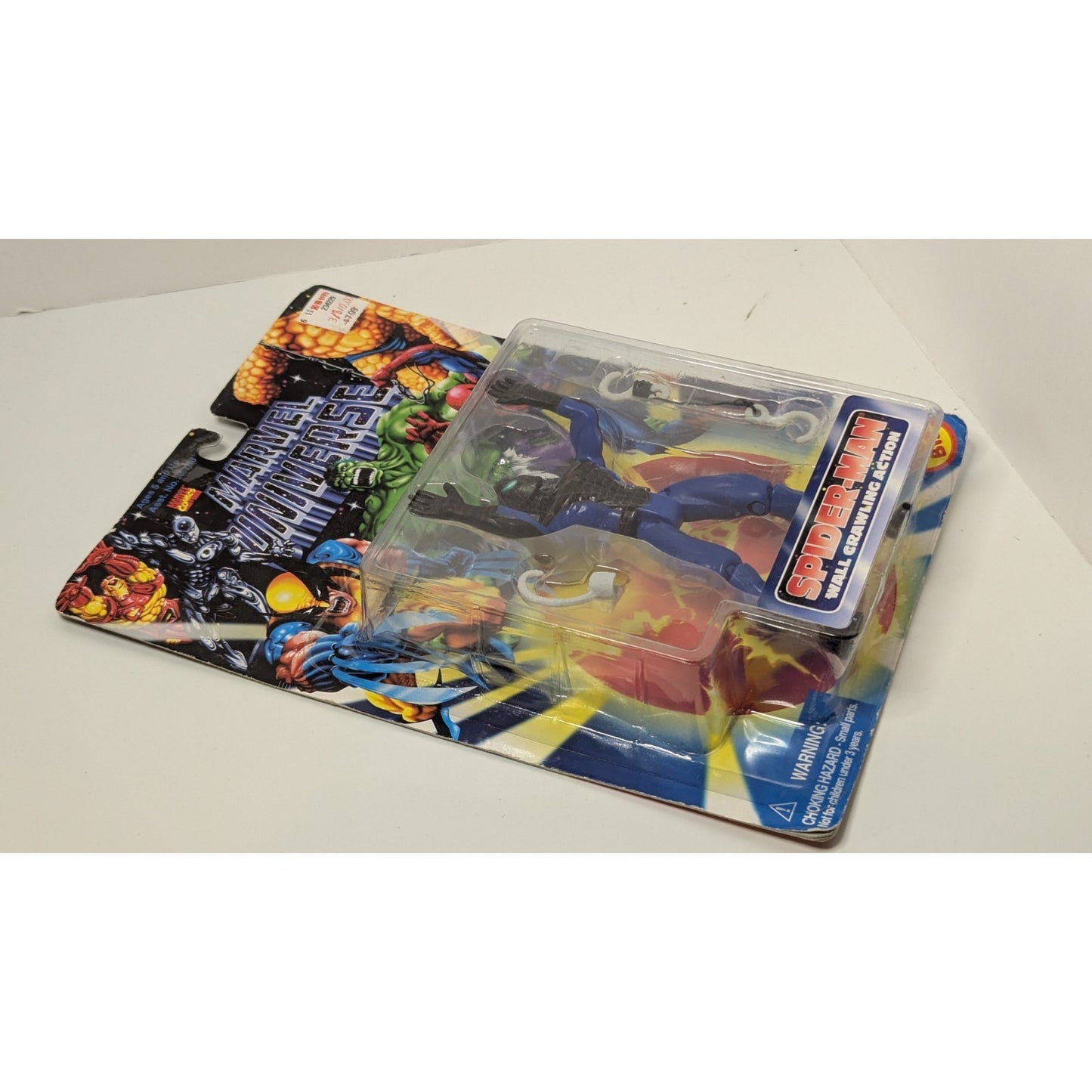 1996 Toy Biz Marvel Universe Spider-Man w/ Wall Climbing Action 5" Figure