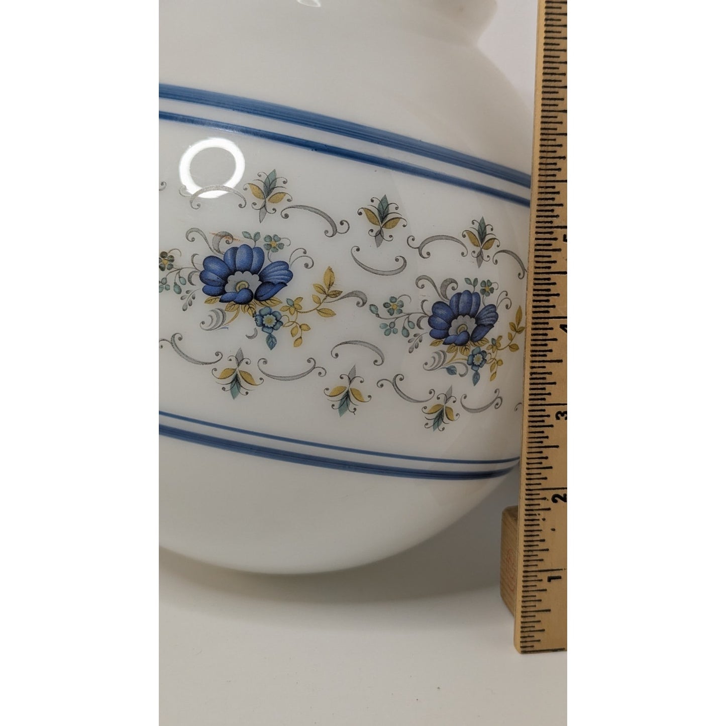 Vintage 8" Quoizel Abigail Adams Blue & White Glass Globe Shade w/ 4" Fitter