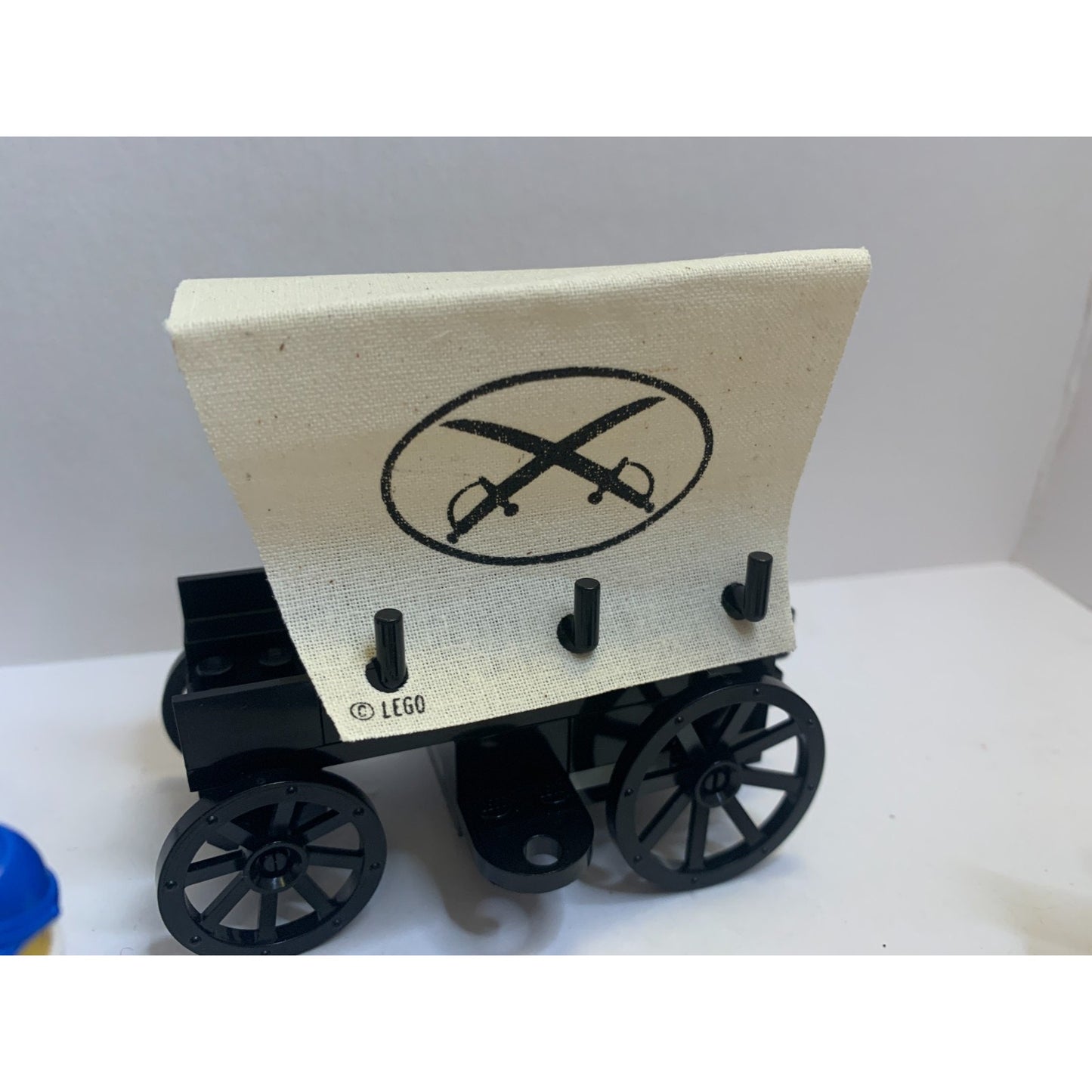 Vtg 1996 LEGO Western Covered Weapons Wagon 6716 Missing 1 Piece