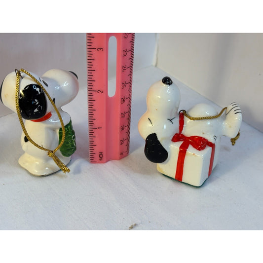 Two Vintage Snoopy Peanuts Ceramic Christmas Gift Present Wreath Ornaments Japan