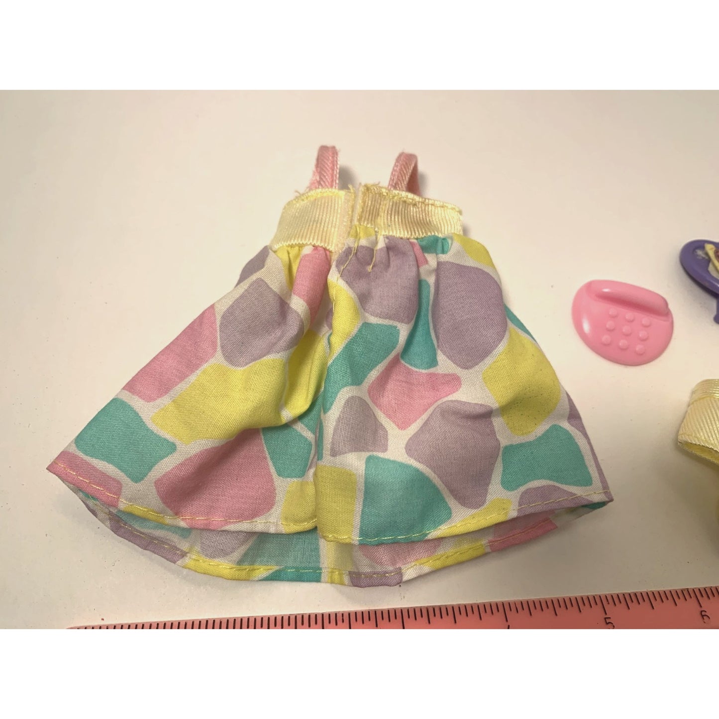 Vintage 1992 Barbie Dream Wear Pink Yellow Fashion Outfit 861 Phone Picture Set
