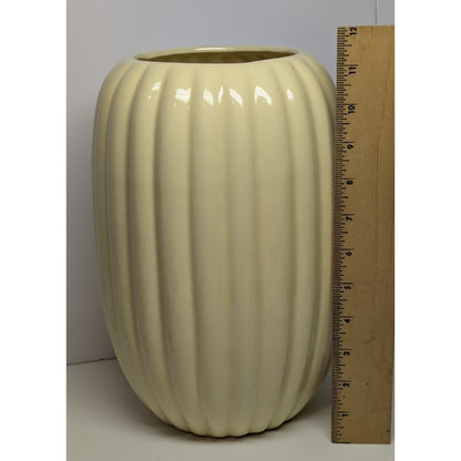 Haeger 11.25" Cream Ribbed Vase # 8434 Mid Century Modern USA Stamped